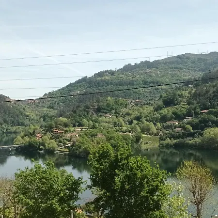 Casa De Ribes T2 Vista Fantastica Rio Caldo