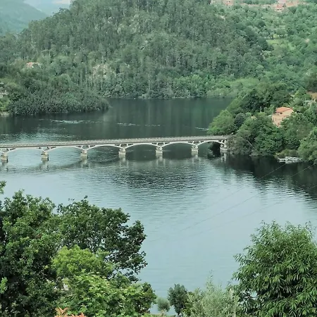 Appartamento Casa De Ribes T2 Vista Fantástica Rio Caldo
