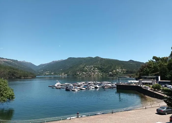 Apartamento Casa De Ribes T2 Vista Fantástica Rio Caldo